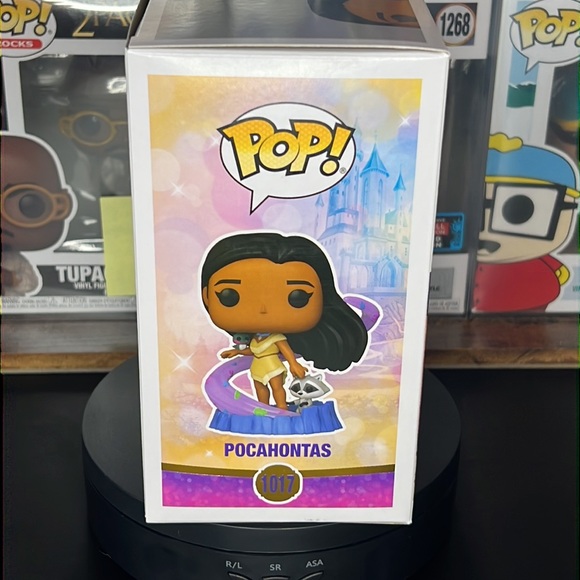Funko Pop Disney Princess Pocahontas #1017 - Picture 3 of 8